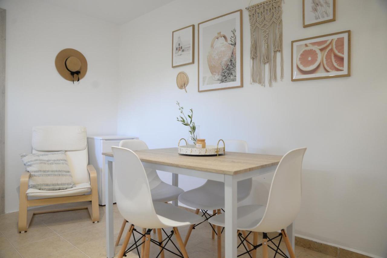 Myrtus Guest House Myrties Екстер'єр фото